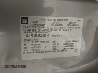 2007 Chevrolet Tahoe LT z VIN 1GNFC13007J351246, wystawiony jako IAAI lot #42270462 z przebiegiem 251 349 mil mil oraz . Historia ofert i sprzedaży dostępna na DreamBid. Obrazek 9.