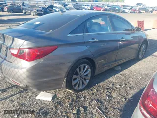 2012 Hyundai Sonata 2.4L Limited PZEV with VIN 5NPEC4AC3CH346998, listed as a IAAI auction lot 42043048 with 198,027 mi miles. Bid and sale history available at carsss.com. Image 4.