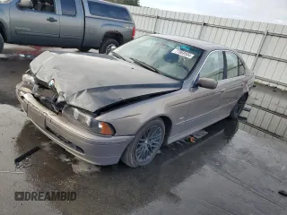 2003 BMW 5 Series 530iA with VIN WBADT63493CK31392, listed as a Copart auction lot 77869504 with 0 mi miles and Salvage Title. Bid and sale history available at carsss.com. Image 1.