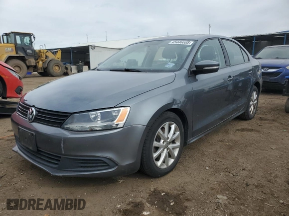 2011 Volkswagen Jetta SE z VIN 3VWDZ7AJ1BM348118, wystawiony jako Copart lot #45446685 z przebiegiem 121 414 mil mil oraz Szkoda całkowita • Salvage title. Historia ofert i sprzedaży dostępna na DreamBid. Obrazek 1.