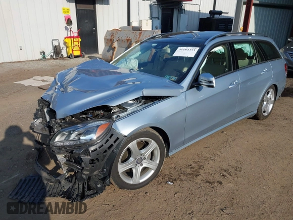 2016 Mercedes-Benz E-Class E 350 Luxury with VIN WDDHH8JB9GB233941, listed as a IAAI auction lot 41184353 with 79,303 mi miles. Bid and sale history available at carsss.com. Image 17.