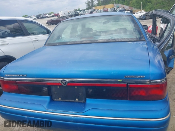 1996 Mercury Grand Marquis LS z VIN 2MELM75W0TX655576, wystawiony jako IAAI lot #42059805 z przebiegiem 46 837 mil mil oraz . Historia ofert i sprzedaży dostępna na DreamBid. Obrazek 16.