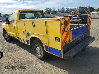 2016 Ford Super Duty F-250 SRW XL with VIN 1FDBF2A69GEB88502, listed as a Copart auction lot 76847054 with 116,388 mi miles and Clean Title. Bid and sale history available at carsss.com. Image 2.