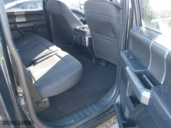 2015 Ford F-150 XLT w/HD Payload Pkg with VIN 1FTFW1EG5FFC13942, listed as a IAAI auction lot 41392709 with 196,416 mi miles. Bid and sale history available at carsss.com. Image 8.
