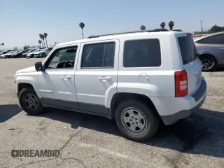 2017 Jeep Patriot Sport SE with VIN 1C4NJPBAXHD148534, listed as a Copart auction lot 60561145 with 116,799 mi miles and Salvage title. Bid and sale history available at DreamBid. Image 2.