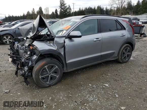 2024 Kia Niro LX with VIN KNDCP3LE8R5137124, listed as a Copart auction lot 49130575 with 0 mi miles and Salvage Title. Bid and sale history available at carsss.com. Image 1.