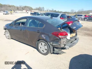 2017 Kia Forte LX with VIN 3KPFK4A76HE143867, listed as a IAAI auction lot 41623307 with 64,097 mi miles. Bid and sale history available at carsss.com. Image 3.