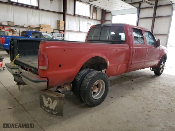 2004 Ford Super Duty F-350 DRW XL with VIN 1FTWW33P24EB04534, listed as a Copart auction lot 48924995 with 397,891 mi miles and Clean Title. Bid and sale history available at carsss.com. Image 3.