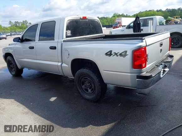 2006 Dodge Dakota ST with VIN 1D7HW28K66S715676, listed as a IAAI auction lot 42005697 with 77,963 mi miles and . Bid and sale history available at DreamBid. Image 3.
