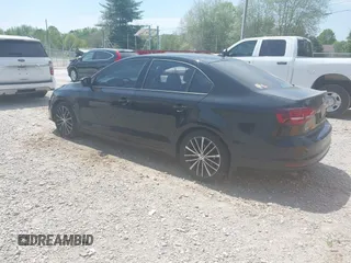 2016 Volkswagen Jetta Sport z VIN 3VWD17AJ9GM259251, wystawiony jako IAAI lot #42061241 z przebiegiem 183 325 mil mil oraz . Historia ofert i sprzedaży dostępna na DreamBid. Obrazek 3.