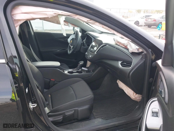 2024 Chevrolet Malibu RS with VIN 1G1ZG5STXRF251053, listed as a IAAI auction lot 41460469 with 7,300 mi miles. Bid and sale history available at carsss.com. Image 5.