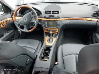 2008 Mercedes-Benz E 320 with VIN WDBUF22X28B294053, listed as a Copart auction lot 51842435 with 194,732 mi miles and Clean Title. Bid and sale history available at carsss.com. Image 8.