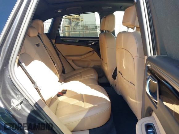 2021 Porsche Macan with VIN WP1AA2A58MLB04780, listed as a IAAI auction lot 41674377 with 55,946 mi miles and . Bid and sale history available at DreamBid. Image 8.