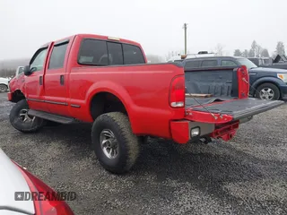 1999 Ford Super Duty F-250 XL with VIN 1FTNW21F5XEB39881, listed as a IAAI auction lot 41194801 with 405,661 mi miles. Bid and sale history available at carsss.com. Image 3.