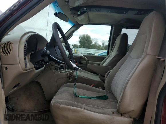 2004 Chevrolet Astro with VIN 1GNEL19X64B119448, listed as a Copart auction lot 54255085 with 245,261 mi miles and Clean Title. Bid and sale history available at carsss.com. Image 7.