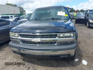 2005 Chevrolet Tahoe LS with VIN 1GNEC13V55R143448, listed as a IAAI auction lot 42110192 with 312,433 mi miles and . Bid and sale history available at DreamBid. Image 12.