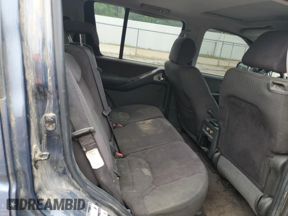 2005 Nissan Pathfinder LE z VIN 5N1AR18U95C706750, wystawiony jako Copart lot #81186314 z przebiegiem 259 815 mil mil oraz Szkoda całkowita • Salvage title. Historia ofert i sprzedaży dostępna na DreamBid. Obrazek 10.