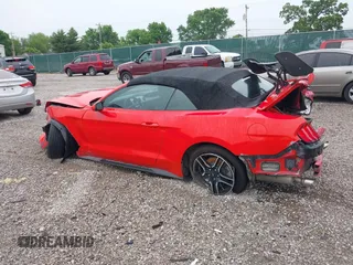 2022 Ford Mustang EcoBoost z VIN 1FATP8UH5N5115670, wystawiony jako IAAI lot #42216350 z przebiegiem 73 705 mil mil oraz . Historia ofert i sprzedaży dostępna na DreamBid. Obrazek 3.