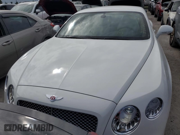 2017 Bentley Continental GT with VIN SCBFT7ZA4HC062035, listed as a Copart auction lot 76673904 with 9,008 mi miles and Salvage Title. Bid and sale history available at DreamBid. Image 5.