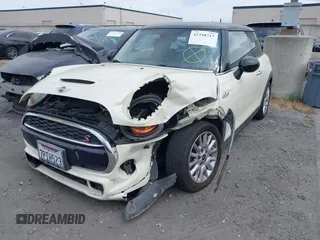 2015 MINI Hardtop S z VIN WMWXP7C55F2A39819, wystawiony jako IAAI lot #42338717 z przebiegiem 64 961 mil mil oraz . Historia ofert i sprzedaży dostępna na DreamBid. Obrazek 20.