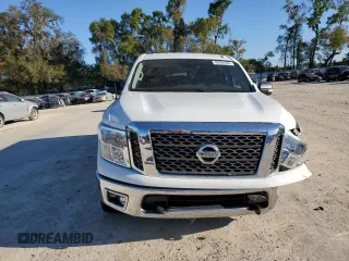 2018 Nissan Titan SV with VIN 1N6AA1E6XJN537139, listed as a Copart auction lot 49924305 with 61,835 mi miles and Salvage Title. Bid and sale history available at carsss.com. Image 5.