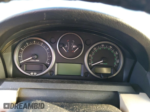 2005 Land Rover LR3 SE z VIN SALAA25445A304919, wystawiony jako Copart lot #74187204 z przebiegiem Nie podano mil oraz Nie do naprawy • Non repairable. Historia ofert i sprzedaży dostępna na DreamBid. Obrazek 9.