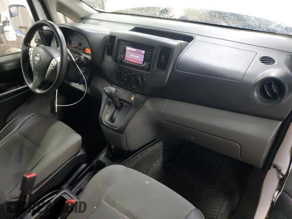 2019 Nissan NV200 SV with VIN 3N6CM0KNXKK701051, listed as a Copart auction lot 51443735 with 126,400 mi miles and Salvage title. Bid and sale history available at DreamBid. Image 8.