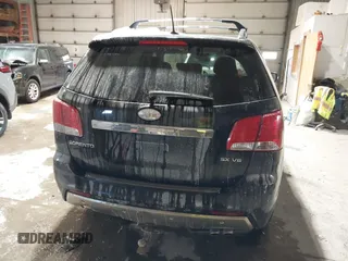 2012 Kia Sorento SX with VIN 5XYKW4A2XCG209369, listed as a IAAI auction lot 41693091 with 195,249 mi miles. Bid and sale history available at carsss.com. Image 16.