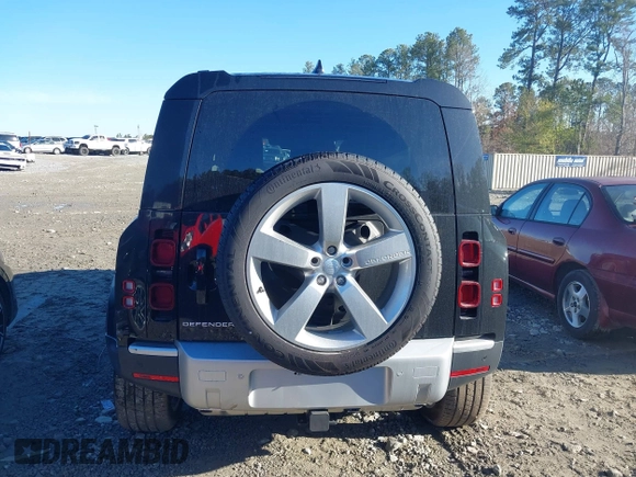 2024 Land Rover Defender S with VIN SALEJ6EX4R2350804, listed as a IAAI auction lot 41833273 with 2,105 mi miles and . Bid and sale history available at DreamBid. Image 16.