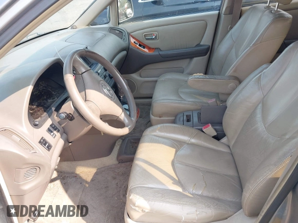 2001 Lexus RX 300 z VIN JTJGF10U010111054, wystawiony jako IAAI lot #42467685 z przebiegiem 269 131 mil mil oraz . Historia ofert i sprzedaży dostępna na DreamBid. Obrazek 8.