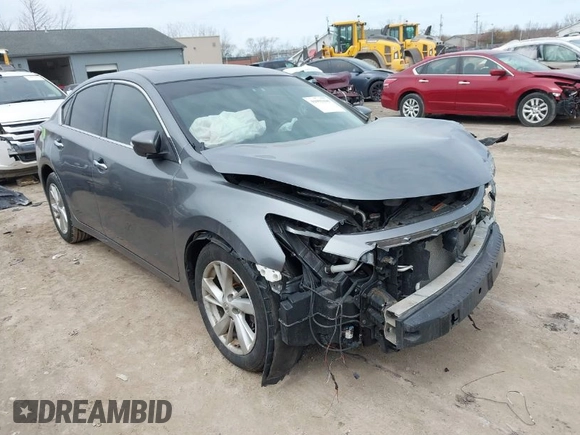 2014 Nissan Altima 2.5 with VIN 1N4AL3AP7EC127025, listed as a IAAI auction lot 41993195 with 110,290 mi miles. Bid and sale history available at carsss.com. Image 1.