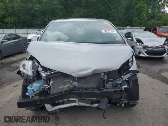2020 Toyota Sienna LE Auto Access Seat с VIN 5TDKZ3DC8LS068472, выставлен на аукционе Copart как лот 58287195 с пробегом Не указан миль и Списание • Salvage title. История ставок и продаж доступна на DreamBid. Изображение 5.