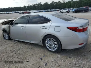 2013 Lexus ES 4dr Sdn with VIN JTHBK1GG9D2072738, listed as a Copart auction lot 54918655 with Not Provided miles and Non Repairable. Bid and sale history available at carsss.com. Image 2.