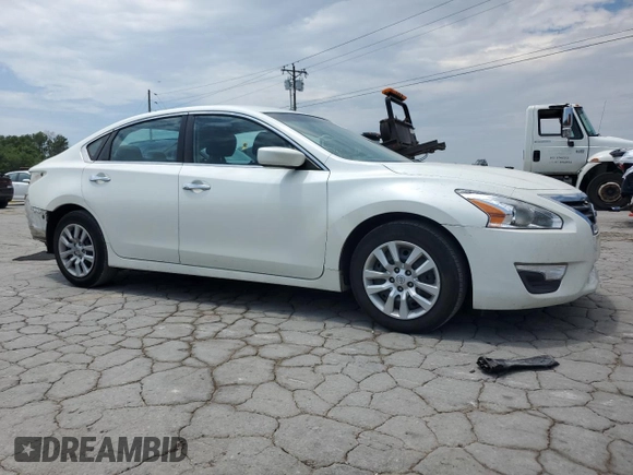 2015 Nissan Altima 2.5 with VIN 1N4AL3AP3FN331231, listed as a Copart auction lot 62698265 with 191,260 mi miles and Clean title. Bid and sale history available at DreamBid. Image 4.
