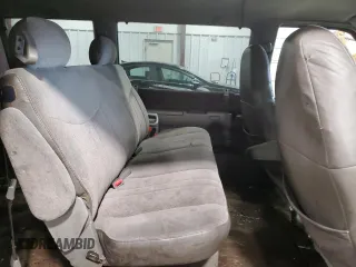2000 GMC Safari with VIN 1GKDM19W3YB542183, listed as a Copart auction lot 41561145 with 328,252 mi miles and Salvage Title. Bid and sale history available at carsss.com. Image 11.
