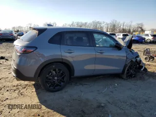 2024 Honda HR-V Sport with VIN 3CZRZ2H56RM772452, listed as a Copart auction lot 85646414 with 8,848 mi miles and Salvage Title. Bid and sale history available at carsss.com. Image 3.