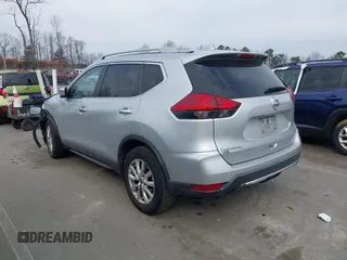 2017 Nissan Rogue SV with VIN 5N1AT2MT6HC824702, listed as a IAAI auction lot 41683571 with 138,860 mi miles. Bid and sale history available at carsss.com. Image 3.