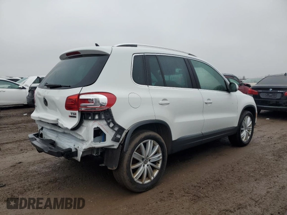 2016 Volkswagen Tiguan R-Line with VIN WVGBV7AX1GW543312, listed as a Copart auction lot 86631444 with 78,335 mi miles and Salvage Title. Bid and sale history available at DreamBid. Image 3.
