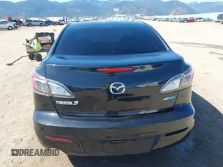 2013 Mazda 3 i Touring z VIN JM1BL1V7XD1821599, wystawiony jako IAAI lot #42050760 z przebiegiem 129 006 mil mil oraz . Historia ofert i sprzedaży dostępna na DreamBid. Obrazek 16.