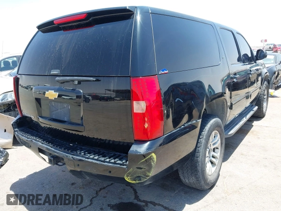 2013 Chevrolet Suburban LT z VIN 1GNSCJE02DR176393, wystawiony jako IAAI lot #42483598 z przebiegiem 266 075 mil mil oraz . Historia ofert i sprzedaży dostępna na DreamBid. Obrazek 4.