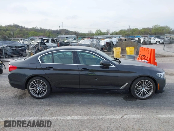 2019 BMW 5 Series 530i xDrive with VIN WBAJA7C5XKWW31983, listed as a IAAI auction lot 41893477 with 127,535 mi miles and . Bid and sale history available at DreamBid. Image 13.