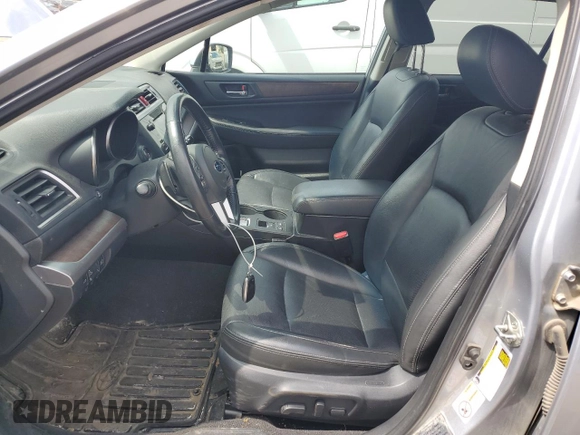 2015 Subaru Outback Limited z VIN 4S4BSBLC2F3350933, wystawiony jako Copart lot #55213795 z przebiegiem 108 058 mil mil oraz Czysty tytuł • Clean title. Historia ofert i sprzedaży dostępna na DreamBid. Obrazek 7.