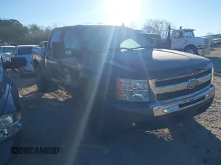 2011 Chevrolet Silverado 1500 LT with VIN 3GCPKSE32BG244576, listed as a IAAI auction lot 41149389 with 128,480 mi miles. Bid and sale history available at carsss.com. Image 1.