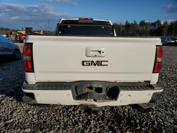 2019 GMC Sierra 2500HD Denali with VIN 1GT12SEY2KF132248, listed as a Copart auction lot 84638294 with 89,115 mi miles and Salvage Title. Bid and sale history available at carsss.com. Image 6.