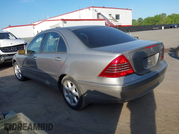 2003 Mercedes-Benz C 240 с VIN WDBRF81J23F399151, выставлен на аукционе IAAI как лот 42148929 с пробегом Не указан миль и . История ставок и продаж доступна на DreamBid. Изображение 3.