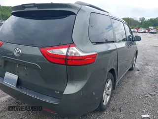 2018 Toyota Sienna LE Auto Access Seat с VIN 5TDKZ3DCXJS957822, выставлен на аукционе IAAI как лот 42367863 с пробегом 75 237 миль миль и . История ставок и продаж доступна на DreamBid. Изображение 4.