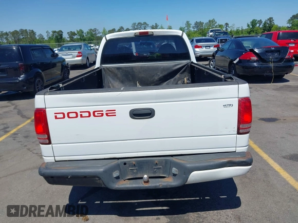 1999 Dodge Dakota SLT z VIN 1B7GL22X0XS193423, wystawiony jako IAAI lot #42053562 z przebiegiem 209 802 mil mil oraz . Historia ofert i sprzedaży dostępna na DreamBid. Obrazek 16.