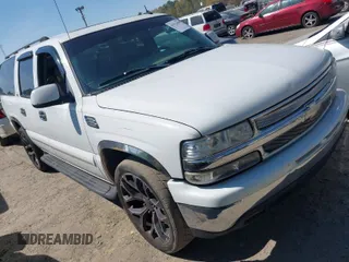 2003 Chevrolet Suburban LS with VIN 3GNEC16Z23G115327, listed as a IAAI auction lot 41912608 with 258,190 mi miles. Bid and sale history available at carsss.com. Image 1.