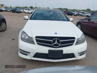 2015 Mercedes-Benz C 250 with VIN WDDGJ4HB9FG370183, listed as a IAAI auction lot 42670705 with 127,582 mi miles and . Bid and sale history available at DreamBid. Image 12.
