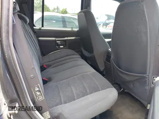 2001 Ford Explorer XLT with VIN 1FMZU63P71ZA76721, listed as a IAAI auction lot 42601740 with 352,645 mi miles and . Bid and sale history available at DreamBid. Image 8.